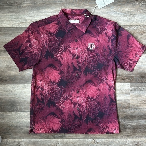 NWT Tommy Bahama shirt men's medium Texas A&M Hawaiian themed - Picture 1 of 11